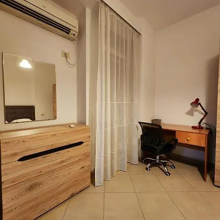 Logos 2 Bedroom Flat W/ Self Check In Apartment *