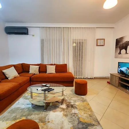 Logos 2 Bedroom Flat W/ Self Check In Apartment *